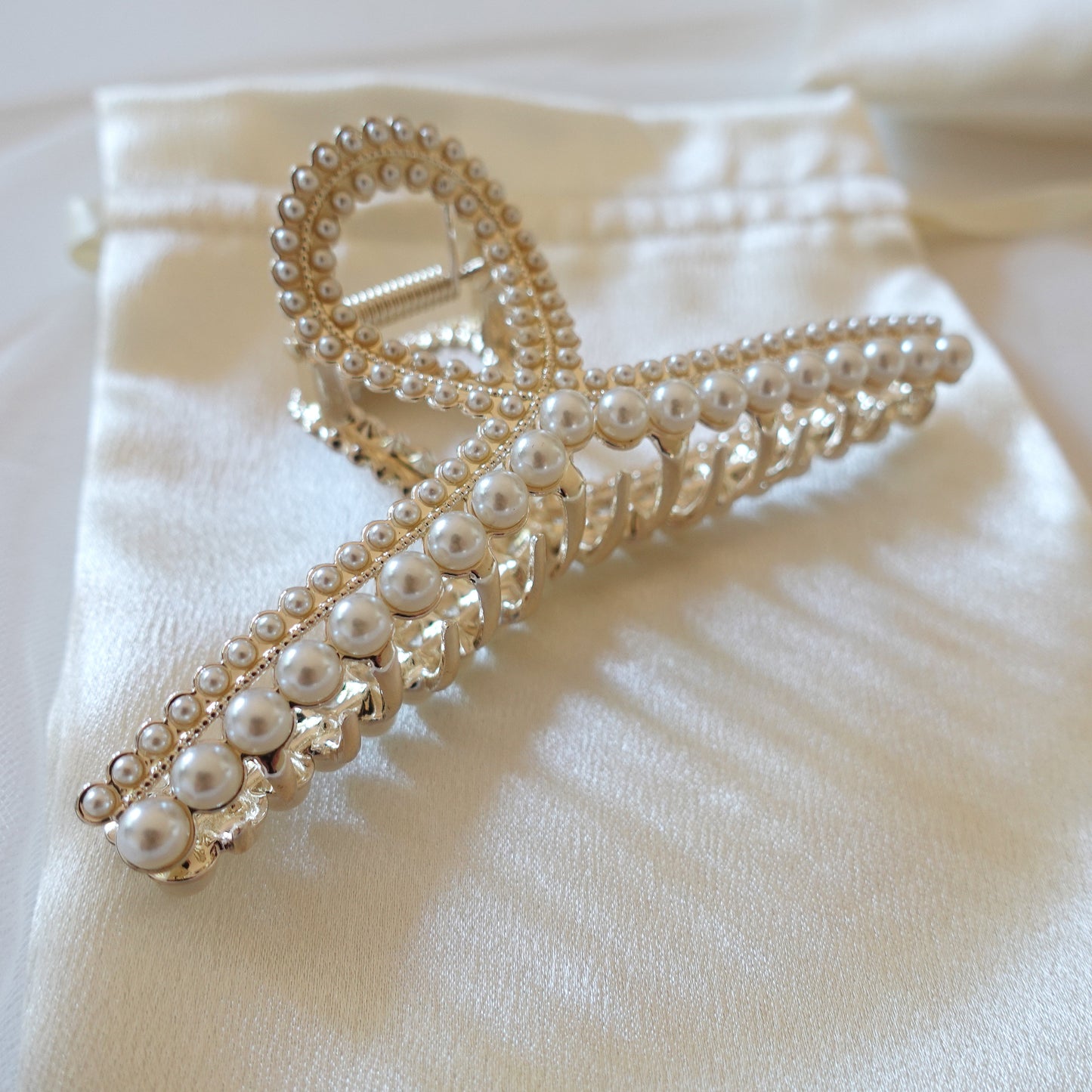 Pearl Hair Clips